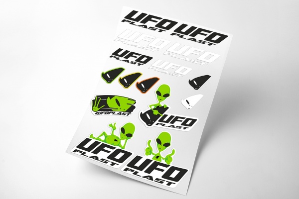 Alien Stickers - GARAGE ACCESSORIES - AD02479 - Ufo Plast